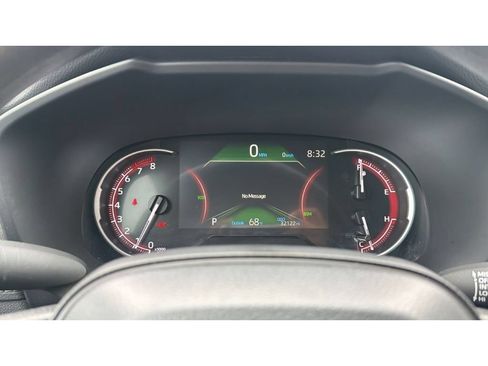 Certified 2025 Toyota RAV4 XLE FWD image 24