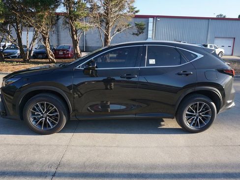 Used 2025 Lexus NX 250 FWD w/ Towing Package (2000 Lbs) image 20