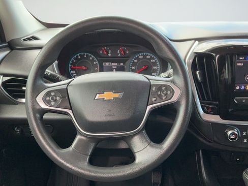 Used 2020 Chevrolet Traverse LS w/ LPO, Blackout Package FWD image 10