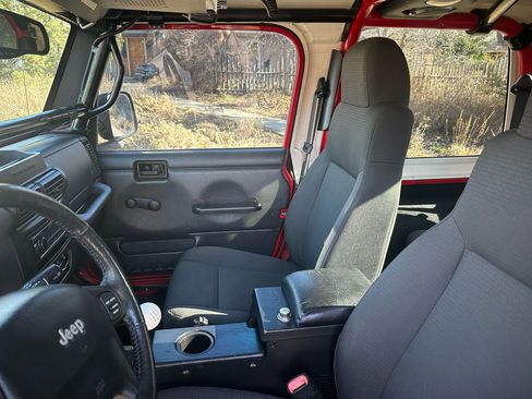 Used 2006 Jeep Wrangler Rubicon image 19