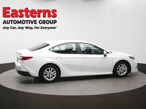 Used 2025 Toyota Camry LE FWD image 43