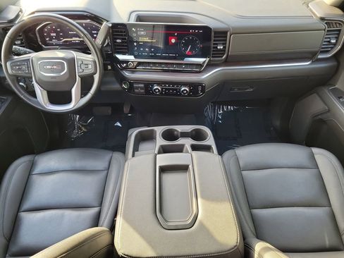 Used 2025 GMC Sierra 1500 SLT image 14