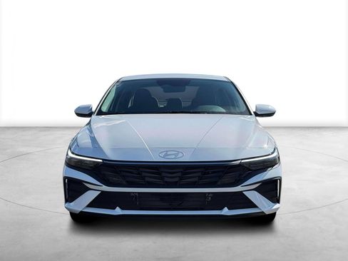 New 2026 Hyundai Elantra Hybrid FWD image 12