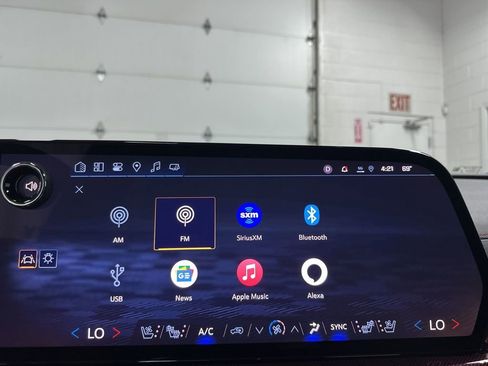 Used 2025 Chevrolet Traverse RS w/ LPO, Floor Liner Package image 30