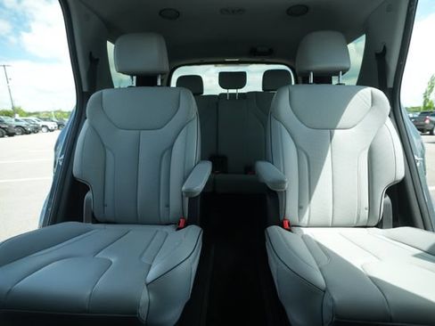 Used 2025 Hyundai Palisade SEL FWD image 39