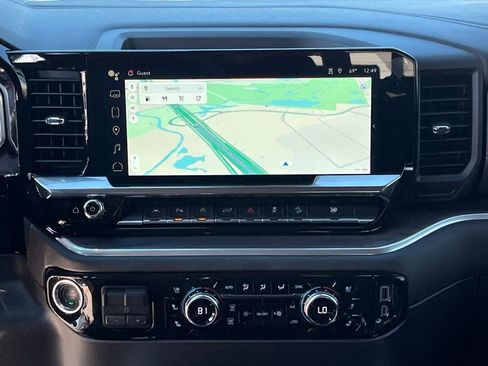 New 2026 GMC Sierra 1500 SLT image 24