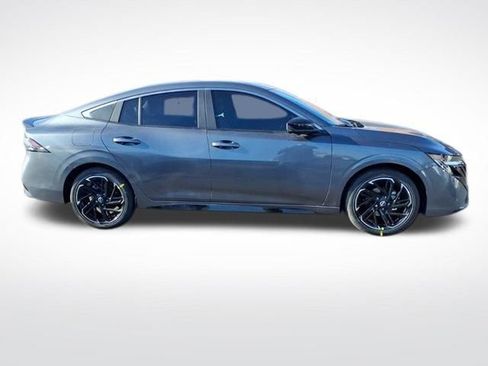 New 2026 Nissan Sentra SR image 8