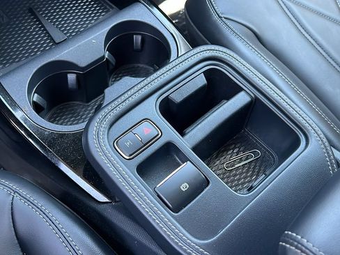 Certified 2025 Ford Mustang Mach-E Select RWD image 14