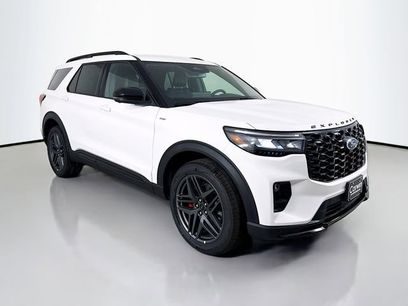 New 2025 Ford Explorer ST-Line w/ Premium Package