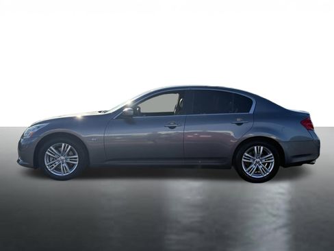 Used 2015 INFINITI Q40 w/ Navigation Package image 5
