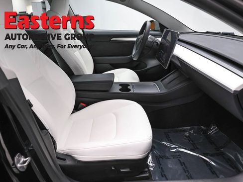 Used 2023 Tesla Model 3 Standard Range RWD image 18