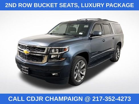 Used 2020 Chevrolet Suburban LT image 3