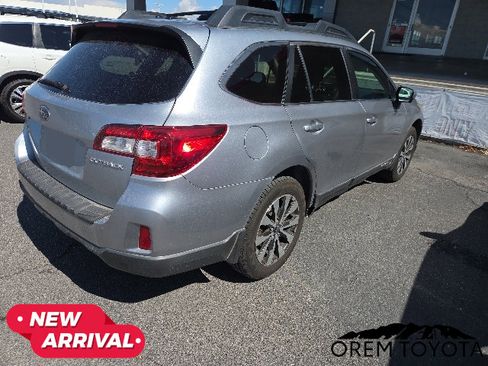 Used 2015 Subaru Outback 2.5i Limited w/ Popular Package #4 AWD/4WD image 4