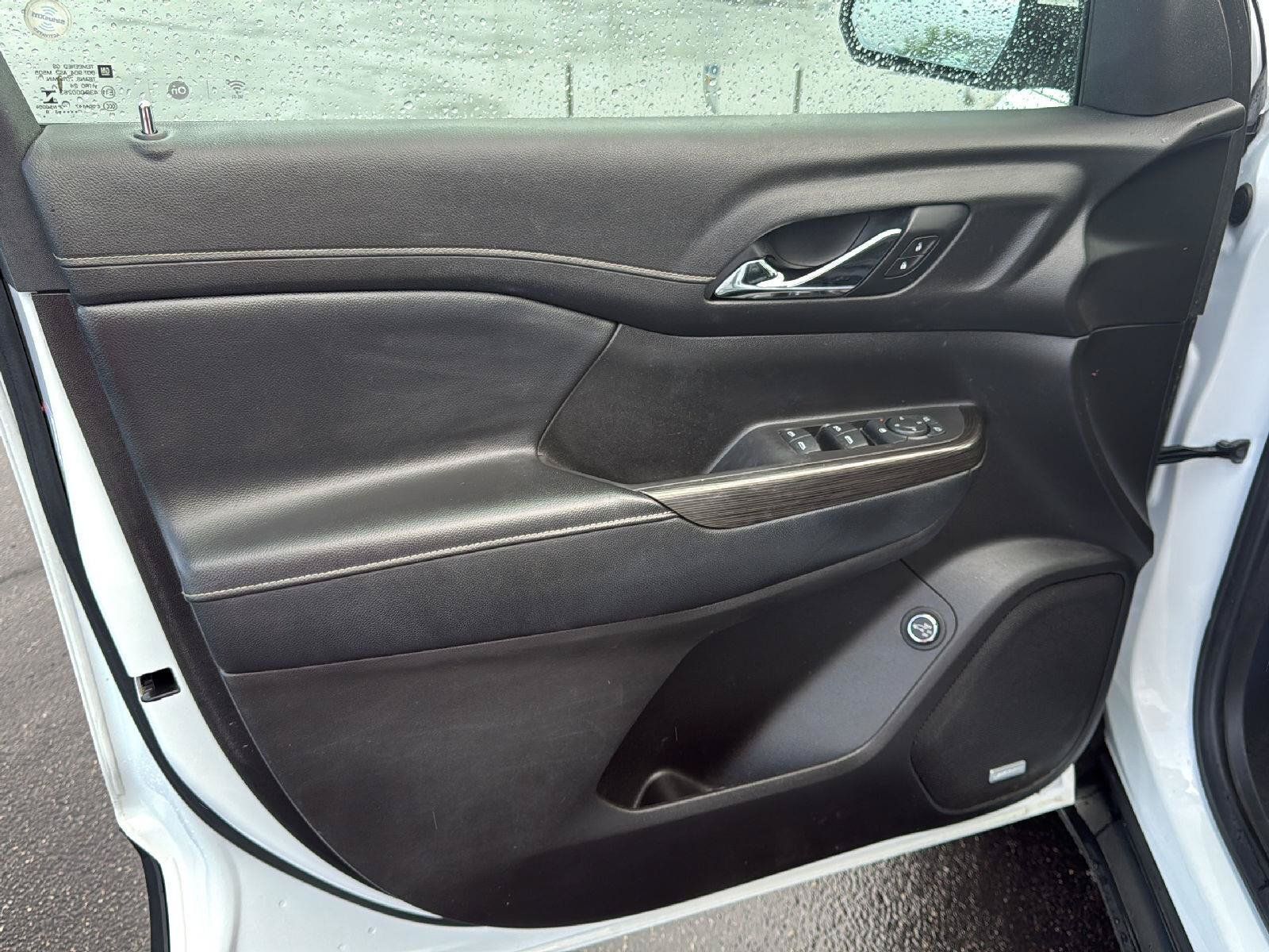 Used 2019 GMC Acadia SLT AWD/4WD image 19