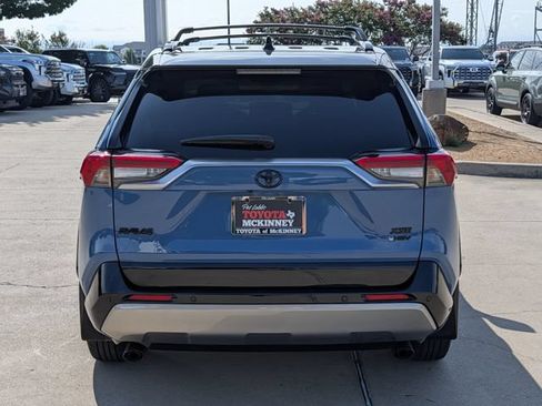 Used 2025 Toyota RAV4 XSE w/ Advanced Technology Package AWD/4WD image 6