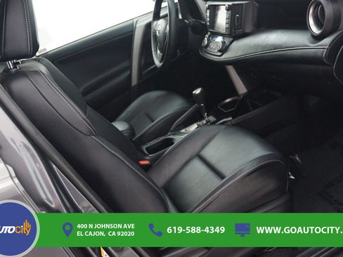 Used 2018 Toyota RAV4 Limited w/ Advanced Technology Package FWD image 5