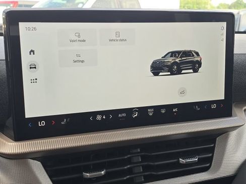 Used 2025 Ford Explorer Active RWD image 31