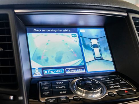 Used 2015 INFINITI QX70 2WD w/ Premium Package image 13
