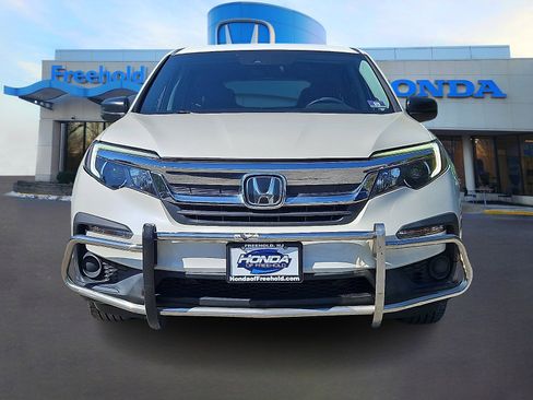 Used 2019 Honda Pilot LX image 2
