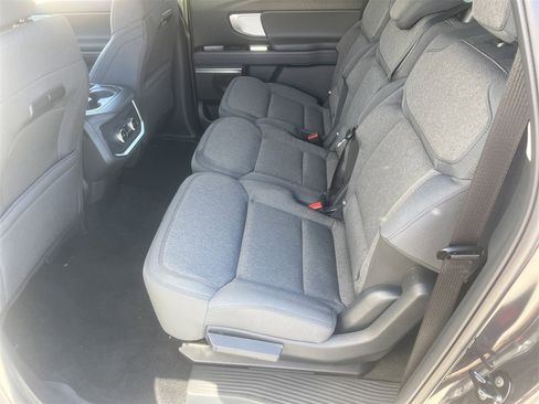 New 2025 Ford Expedition Max Active image 16