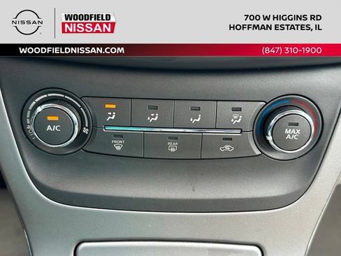 Used 2014 Nissan Sentra S FWD image 37