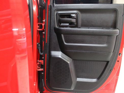 Used 2020 RAM 1500 Tradesman w/ Tradesman SXT Package RWD image 12