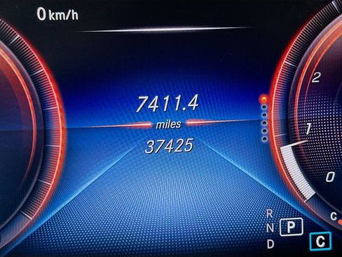 Certified 2022 Mercedes-Benz GLC 300 image 13