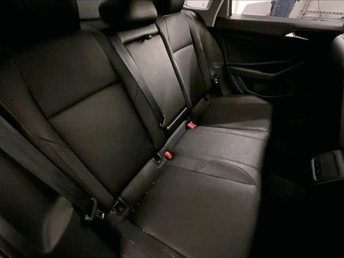 Used 2020 Volkswagen Jetta SE w/ SE Cold Weather Package image 26