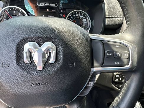 Used 2023 RAM 1500 Laramie AWD/4WD image 27