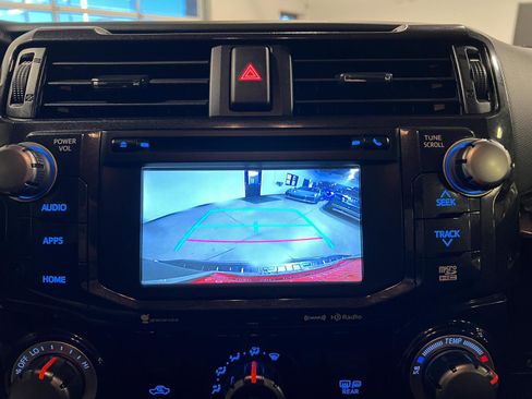 Used 2019 Toyota 4Runner TRD Off-Road image 19