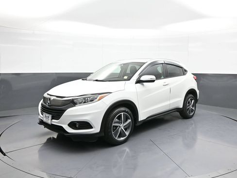 Used 2021 Honda HR-V EX-L image 10
