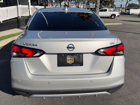 Used 2020 Nissan Versa SV image 6
