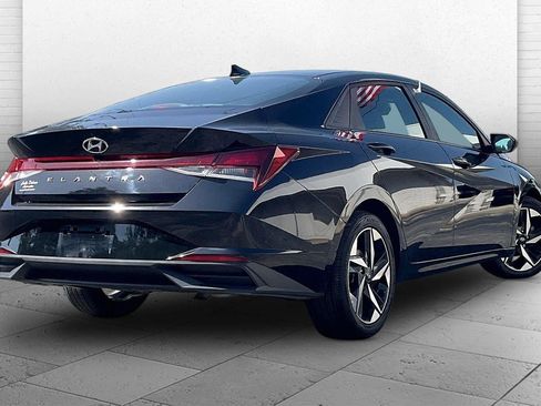Used 2023 Hyundai Elantra SEL w/ Convenience Package FWD image 13