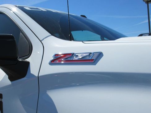 New 2025 Chevrolet Silverado 1500 LT Trail Boss w/ Convenience Package II image 12