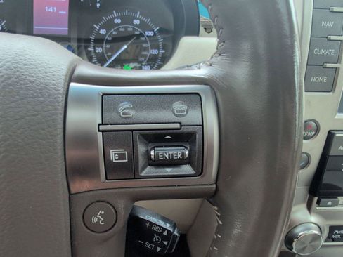 Used 2018 Lexus GX 460 image 17