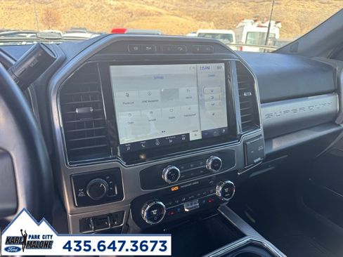 Used 2022 Ford F350 Platinum image 14