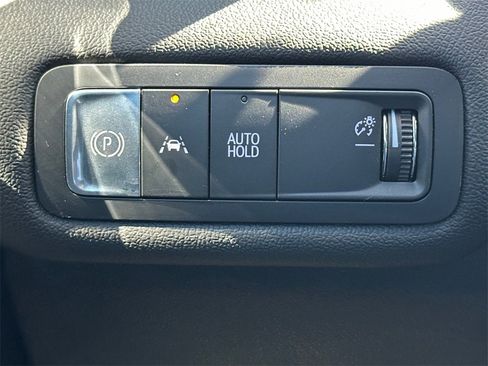 Used 2024 Chevrolet Blazer EV LT image 29