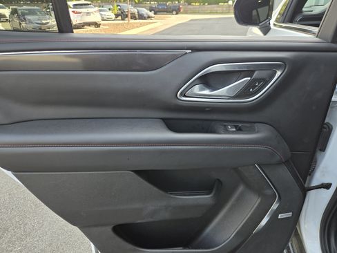 Used 2021 Chevrolet Tahoe RST AWD/4WD image 32