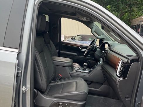 Used 2024 GMC Sierra 1500 Denali w/ Denali Reserve Package AWD/4WD image 10