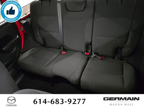 Used 2018 Jeep Wrangler Unlimited Sport S AWD/4WD image 21