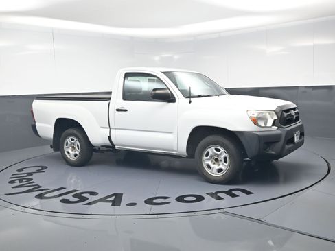 Used 2013 Toyota Tacoma 2WD Regular Cab image 2