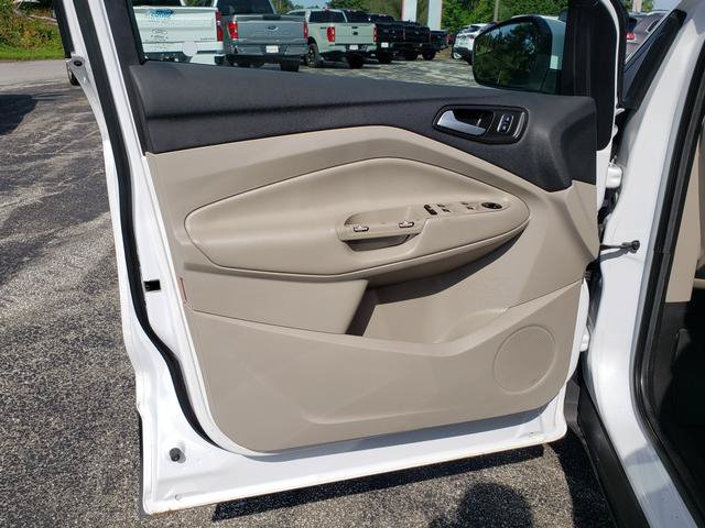 Used 2017 Ford Escape SE AWD/4WD image 12