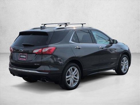 Used 2018 Chevrolet Equinox Premier FWD image 8