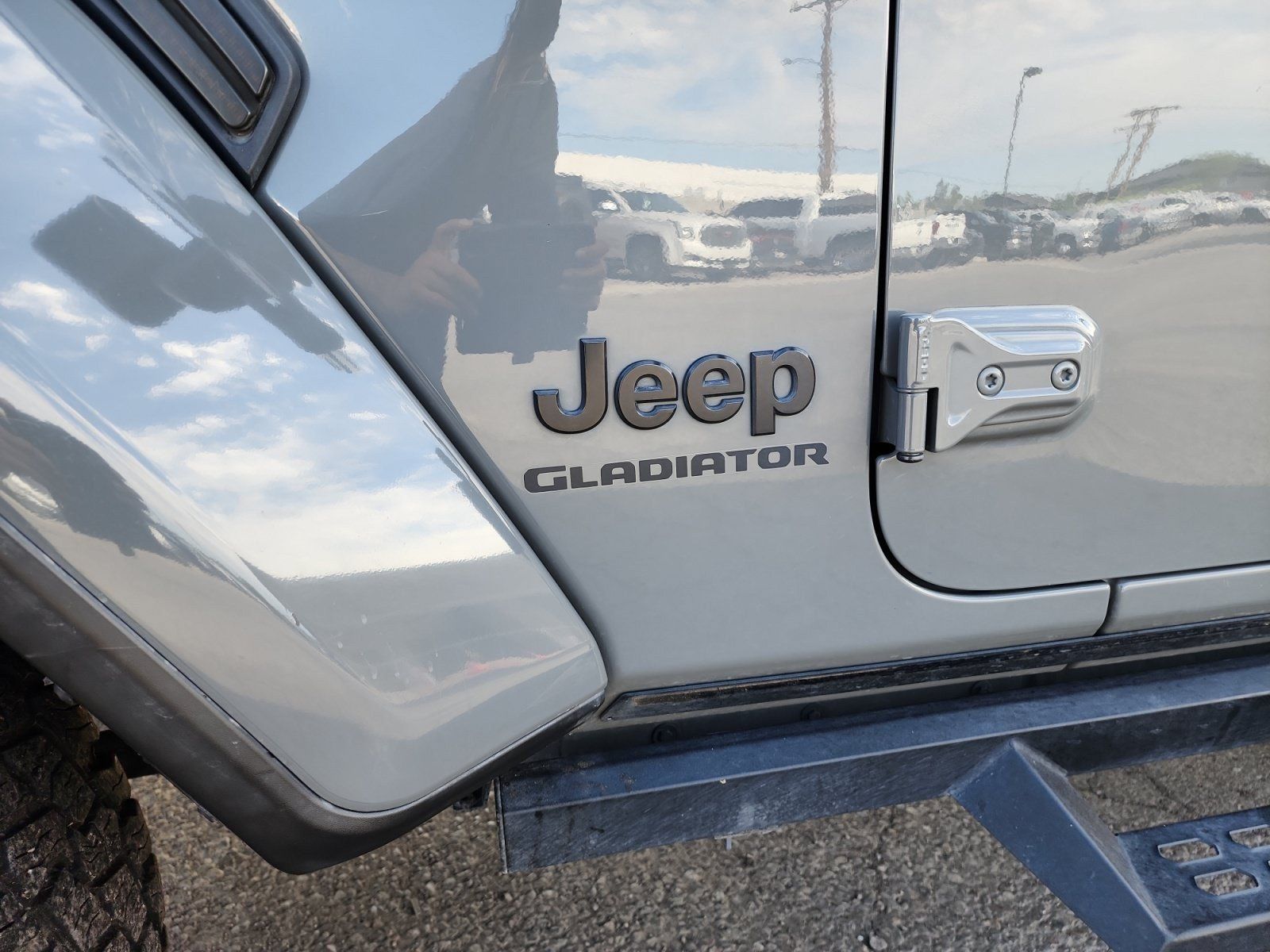 Used 2021 Jeep Gladiator Sport AWD/4WD image 12