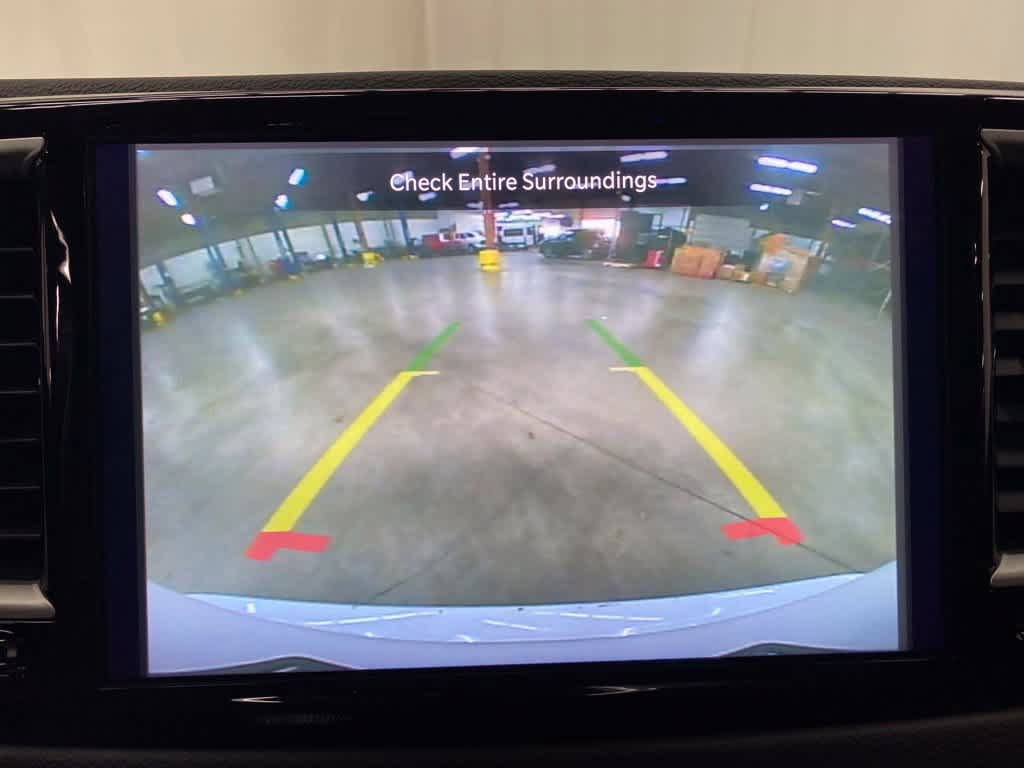 Used 2025 Chrysler Pacifica Select FWD image 26