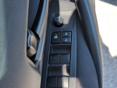 Used 2025 Toyota Corolla LE w/ Convenience Package FWD image 16
