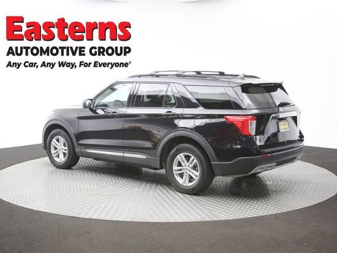 Used 2022 Ford Explorer XLT w/ Equipment Group 202A AWD/4WD image 62