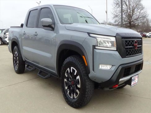 Used 2023 Nissan Frontier PRO-4X w/ Pro Convenience Package image 4