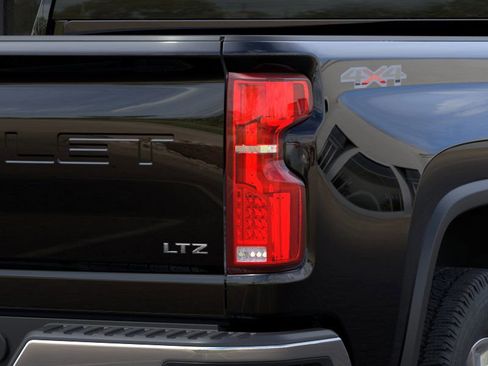 New 2026 Chevrolet Silverado 2500 LTZ w/ LTZ Convenience Package image 11
