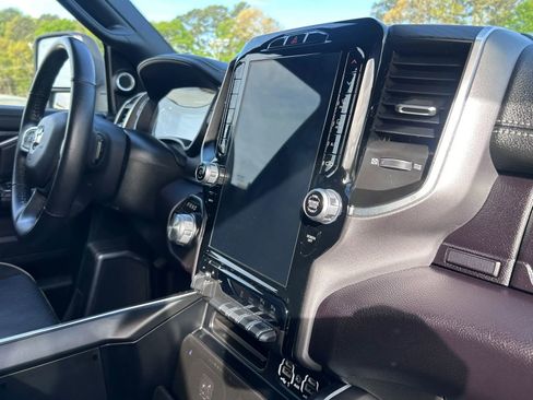 Used 2024 RAM 2500 Laramie w/ Night Edition image 24